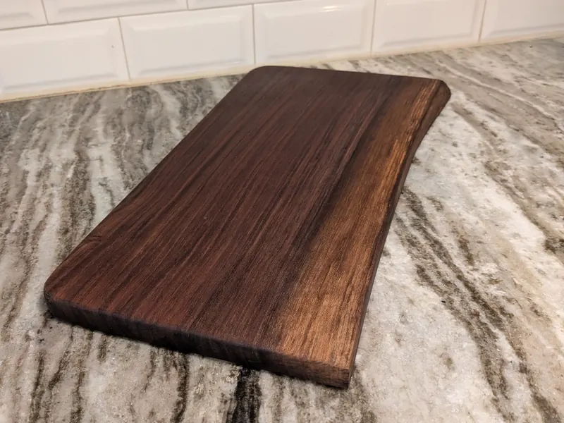 Walnut Live edge