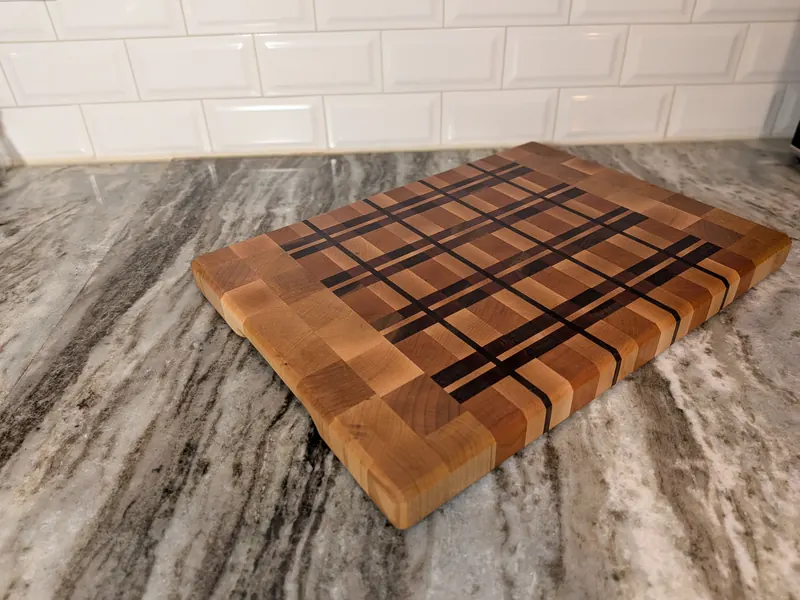 Plaid Pattern with Maple Botder